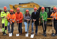 Bauen: Spatenstich fürs neue Wohngebiet „Grabenäcker“ in Weilerstoffel am 22. Mai 2019