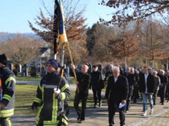 Gedenkfeier zum Volkstrauertag 2018 auf dem Waldstetter Friedhof