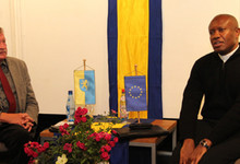 Soirée im Waldstetter Rathaus mit Pfarrer Dr. Pius Adiele und Franz Merkle am 13. November