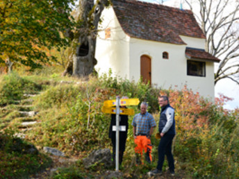 Waldstetter Ortsgruppe des Schwäbischen Albvereins und Gemeinde erneuern die Wanderwegeausschilderung auf der Gemarkung Waldstetten