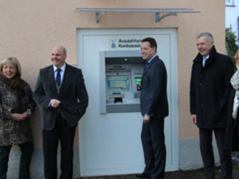 Neuer Bankautomat am Waaghäusle in Wißgoldingen